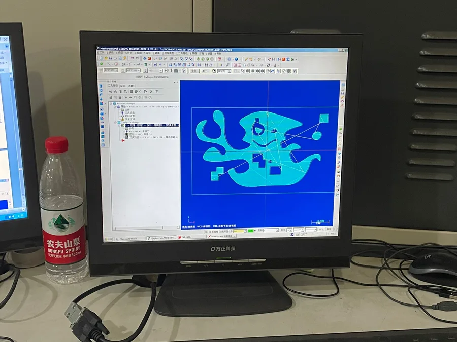 Toolpath made by Mastercam. I got highest score in the class.